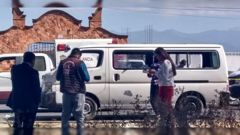 Balean furgoneta de “Transporte Antorchista”, en la carretera México-Cuautla: Matan a tres personas - Foto 1 