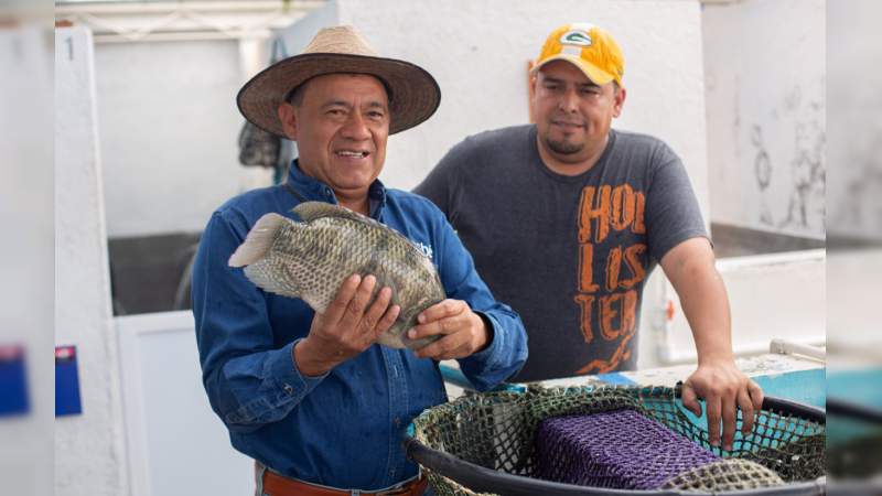 Promoverá Fermín Bernabé gestiones  en beneficio de productores pesqueros 