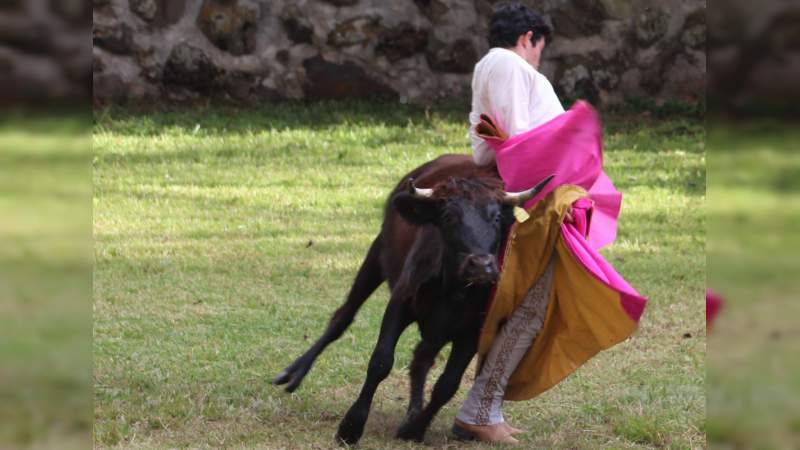Isaac Fonseca regresó a España con la mira puesta en la toma de alternativa 