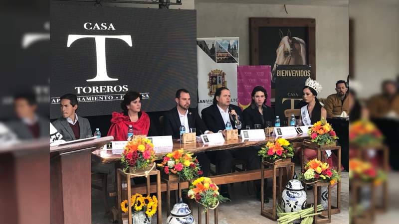 Corrida charro taurina San Miguel el Alto 2020 - Foto 0 