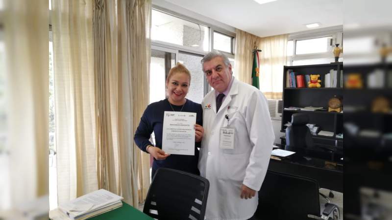 Reconocen labor en materia de salud a la periodista Lucero Díaz Estrada - Foto 0 