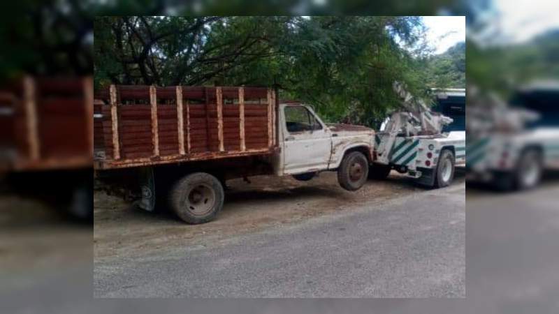 Aseguran cuatro vehículos del crimen organizado, en Chinicuila - Foto 3 
