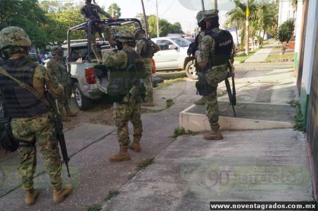 Detienen armados a tres presuntos miembros de la delincuencia organizada en Lázaro Cárdenas, Michoacán - Foto 3 