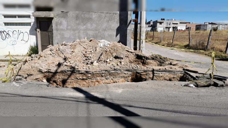 Ooapas sin atender fugas enormes de agua de cuatro colonias del sur de esta capital - Foto 2 