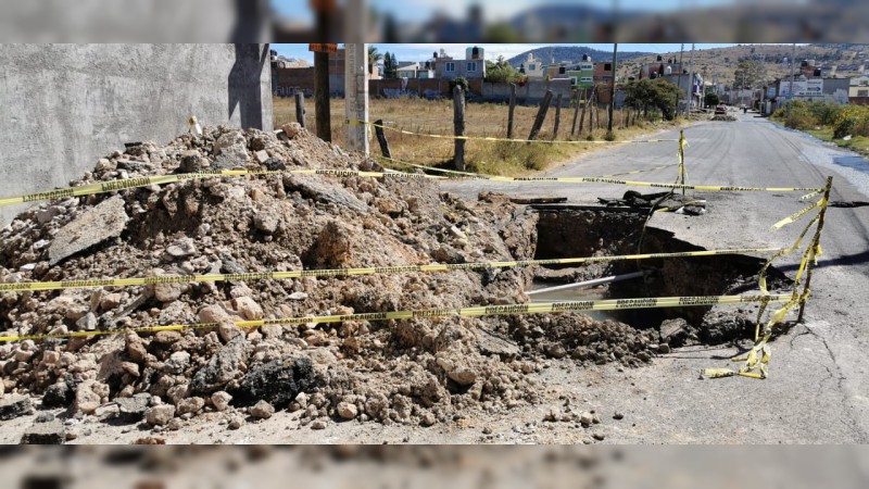 Ooapas sin atender fugas enormes de agua de cuatro colonias del sur de esta capital - Foto 3 