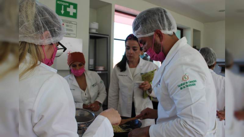 Celebra UdeMorelia Día del Nutriólogo con jornada académica - Foto 2 