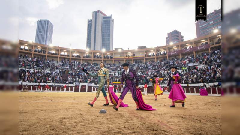 Triunfo de Sebastián Castella  en el regreso de la fiesta brava a Bogotá 