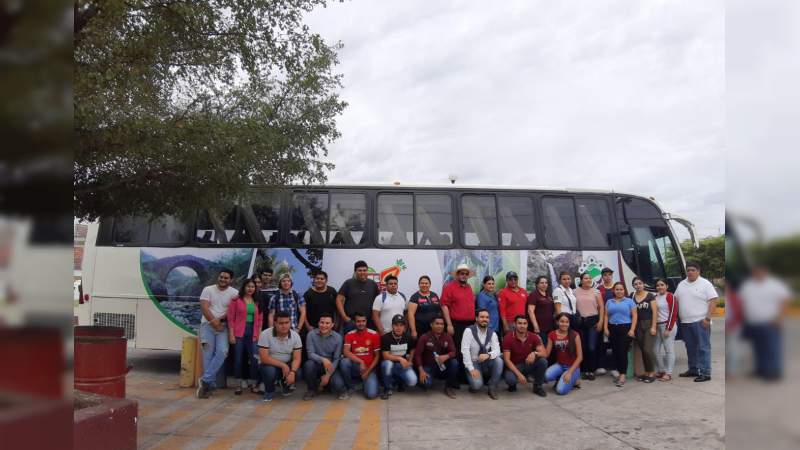 Ayuntamiento de Buenavista adquiere autobús para traslado de alumnos que estudian en Apatzingán y Morelia  - Foto 0 