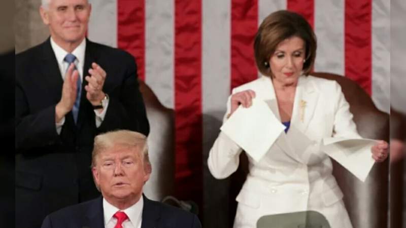 Nancy Pelosi rompe discurso del presidente Donald Trump 