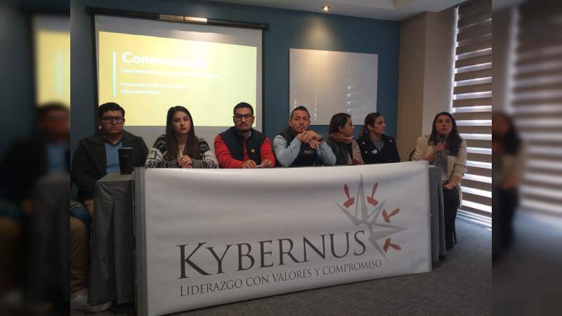 Grupo Salinas premia a líderes del país 