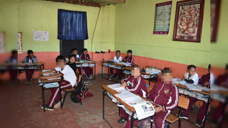 Gobierno del Estado ha invertido más de 52 mdp en dignificar escuelas de Los Reyes - Foto 0 