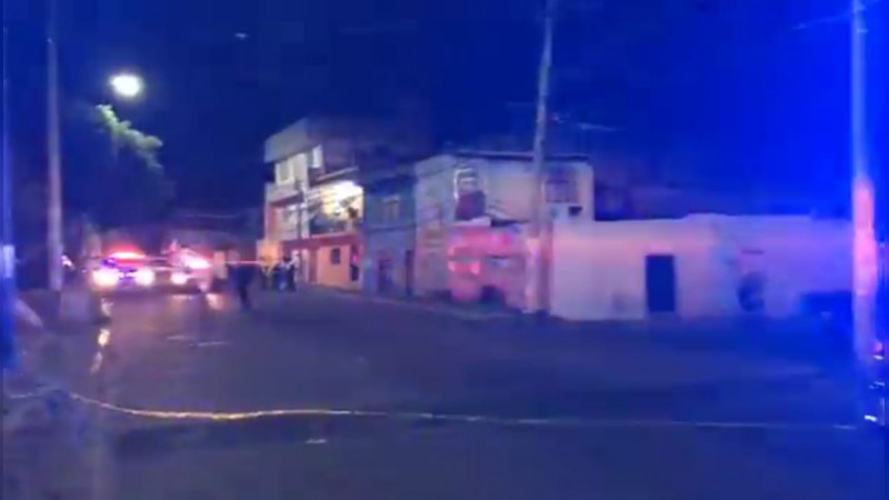 Esta noche de viernes asesinan a balazos a un hombre en Morelia, Michoacán - Foto 2 
