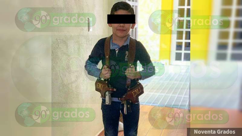 Continúan apareciendo videos y fotos de niños narcos en México - Foto 2 