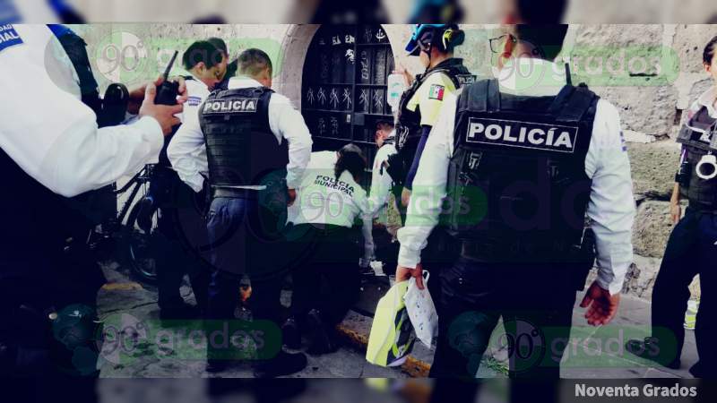 Policía de Morelia salva la vida a un hombre  - Foto 0 