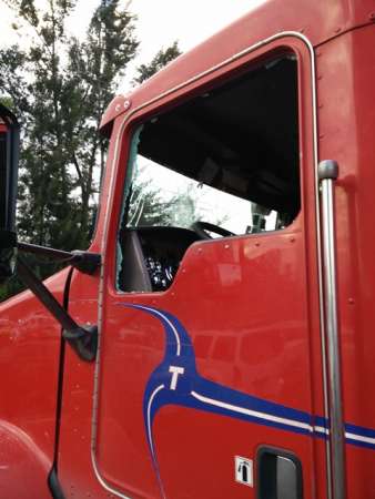 Se enfrenta porras de Gallos y Monarcas en Morelia - Foto 12 