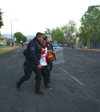 Se enfrenta porras de Gallos y Monarcas en Morelia - Foto 2 