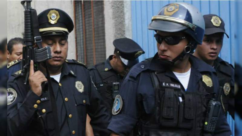 Nueve expolicías de la Ciudad de México, vinculados a proceso por secuestro 