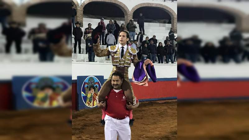 Arturo Gilio, suerte te dé Dios que lo demás llega solo; ya lo apodera casa Toreros - Foto 1 