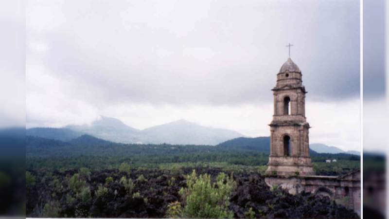 UMSNH participa en los festejos del 77 aniversario del nacimiento del Volcán Paricutín - Foto 1 