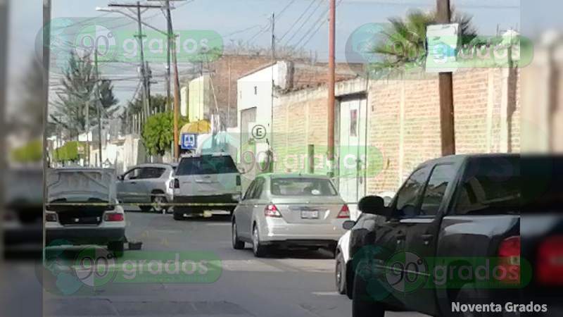 Asesinan a balazos a un conductor en el centro de Cortázar, Guanajuato 