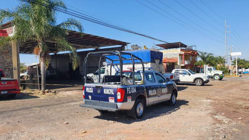 Ejecutan a dos y les dejan mensaje en Ciudad Altamirano, Guerrero 