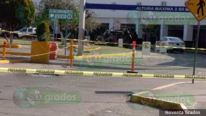 Desalojan la central de autobuses de Celaya por maleta con explosivos - Foto 0 