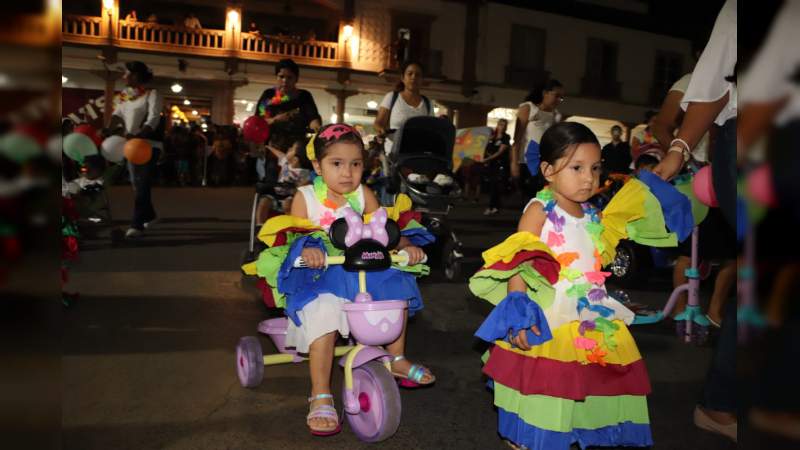 Celebran el carnaval en Apatzingán - Foto 2 