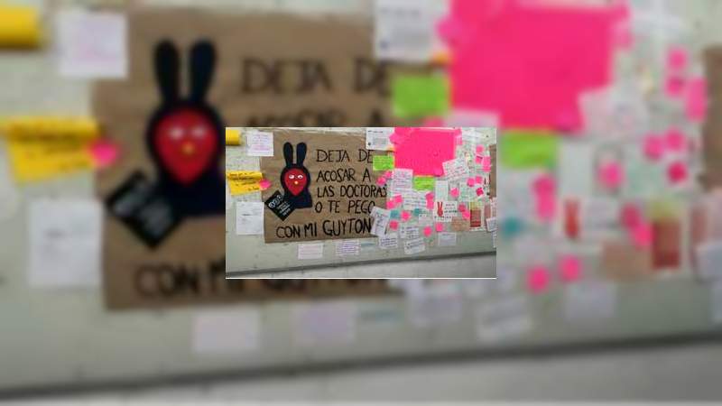 Tendedero del Acoso aparece en la Facultad de Medicina de la UMSNH 