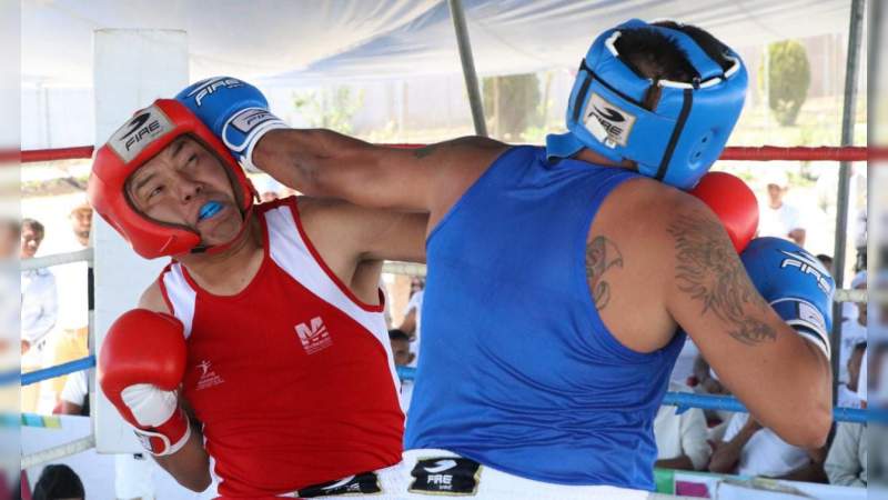 Definidos, finalistas del Torneo de Box “Puños de Gloria”  - Foto 3 